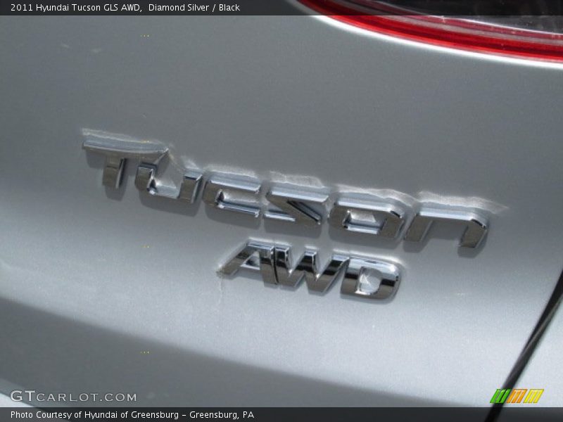 Diamond Silver / Black 2011 Hyundai Tucson GLS AWD