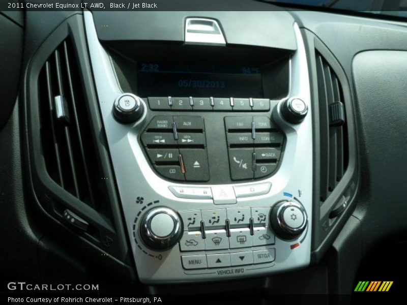 Black / Jet Black 2011 Chevrolet Equinox LT AWD