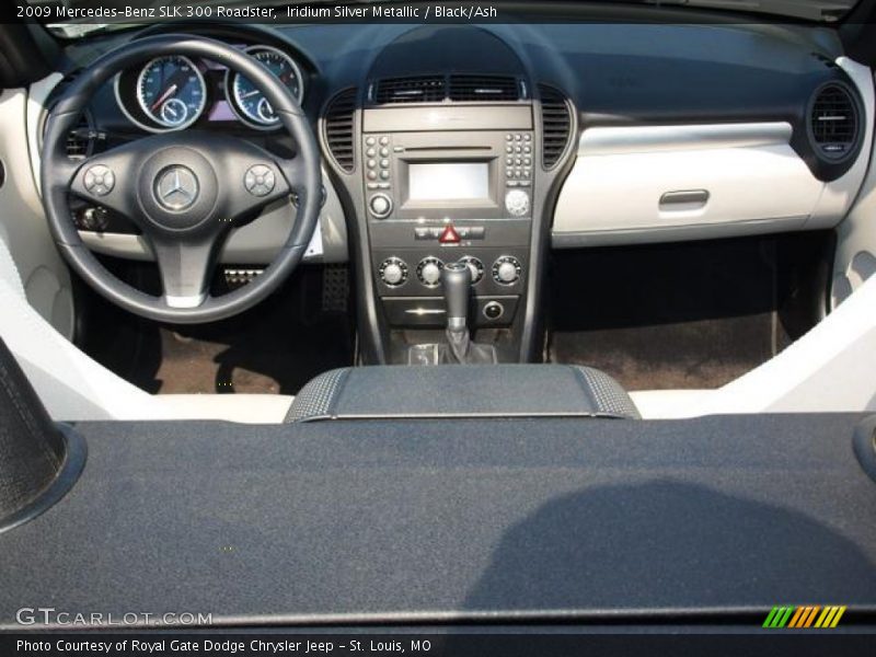 Iridium Silver Metallic / Black/Ash 2009 Mercedes-Benz SLK 300 Roadster