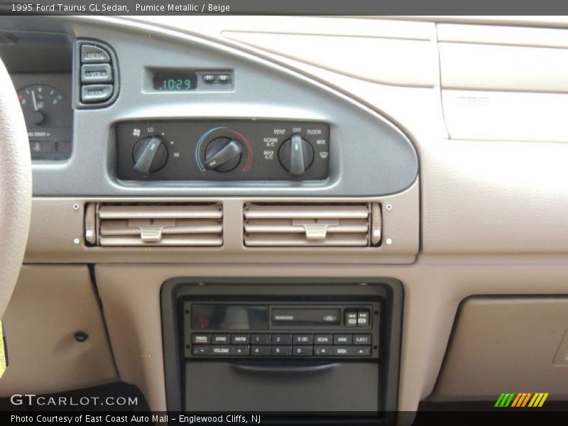 Pumice Metallic / Beige 1995 Ford Taurus GL Sedan