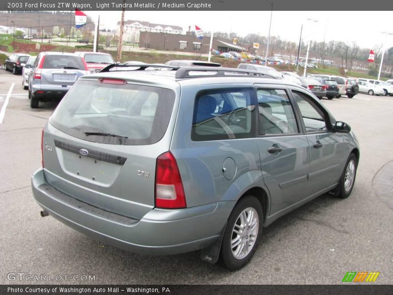 Light Tundra Metallic / Medium Graphite 2003 Ford Focus ZTW Wagon