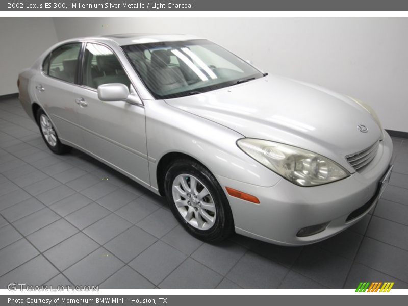 Millennium Silver Metallic / Light Charcoal 2002 Lexus ES 300