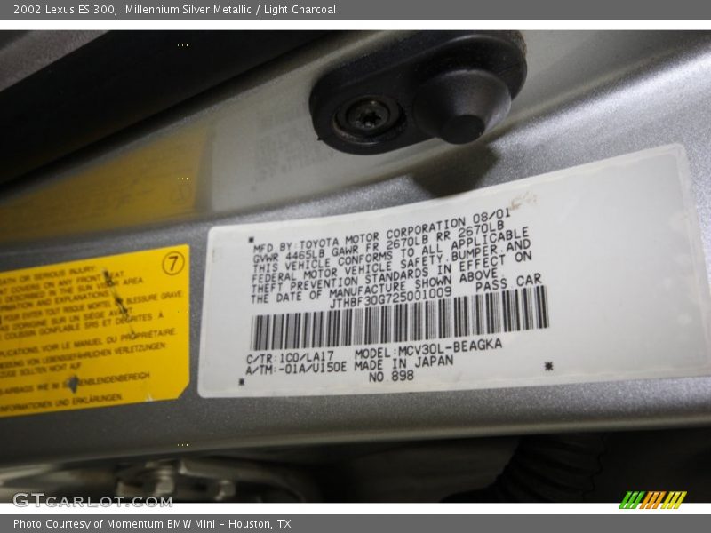 Millennium Silver Metallic / Light Charcoal 2002 Lexus ES 300