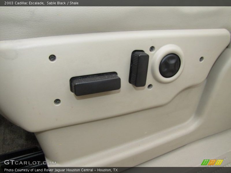 Sable Black / Shale 2003 Cadillac Escalade