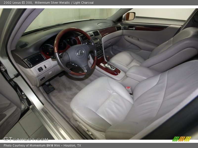Millennium Silver Metallic / Light Charcoal 2002 Lexus ES 300