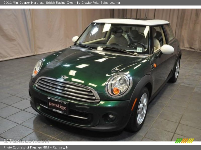 British Racing Green II / Gravity Polar Beige Leather 2011 Mini Cooper Hardtop