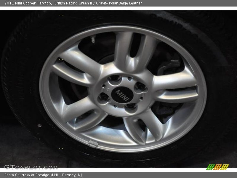 British Racing Green II / Gravity Polar Beige Leather 2011 Mini Cooper Hardtop