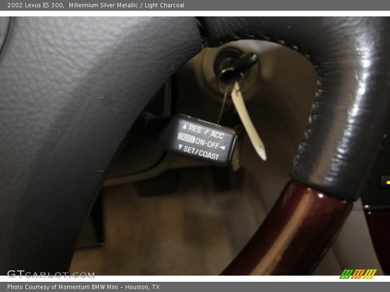 Millennium Silver Metallic / Light Charcoal 2002 Lexus ES 300