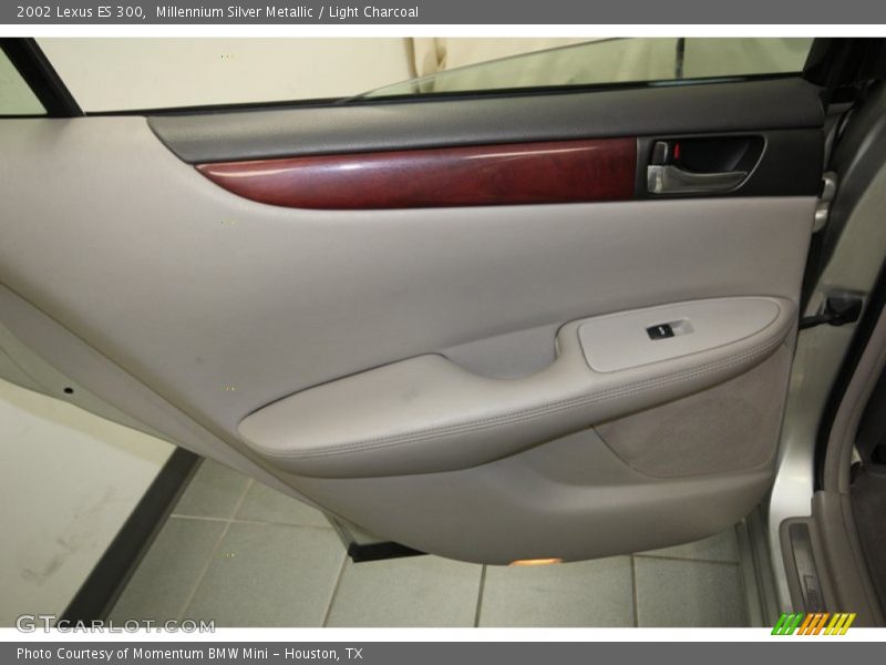 Millennium Silver Metallic / Light Charcoal 2002 Lexus ES 300