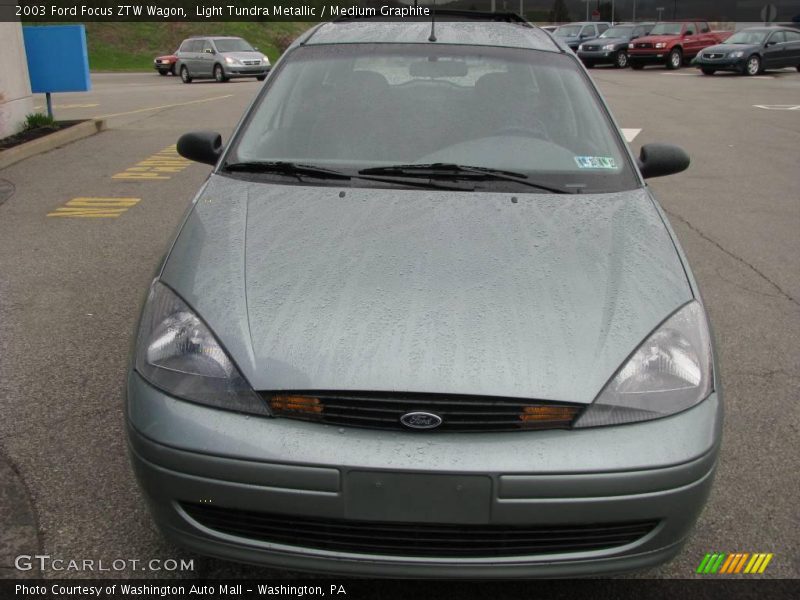 Light Tundra Metallic / Medium Graphite 2003 Ford Focus ZTW Wagon
