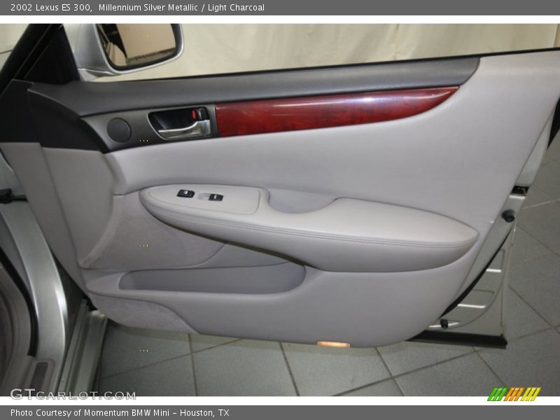 Millennium Silver Metallic / Light Charcoal 2002 Lexus ES 300