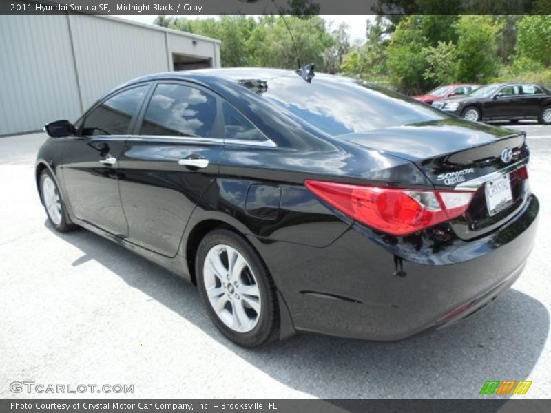 Midnight Black / Gray 2011 Hyundai Sonata SE