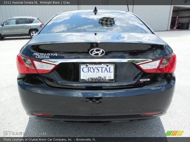 Midnight Black / Gray 2011 Hyundai Sonata SE