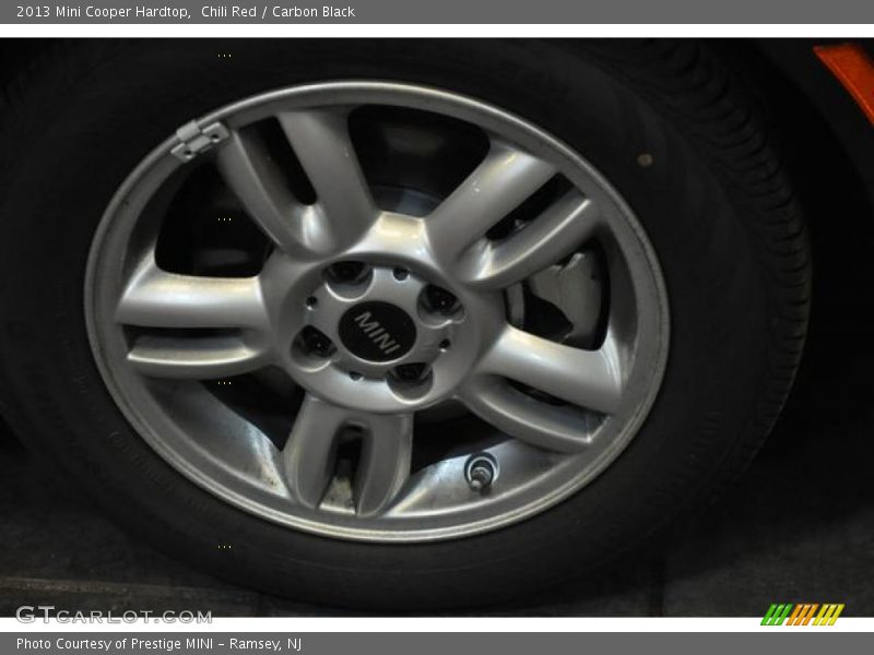 Chili Red / Carbon Black 2013 Mini Cooper Hardtop
