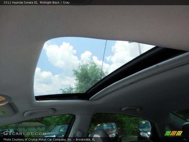 Midnight Black / Gray 2011 Hyundai Sonata SE