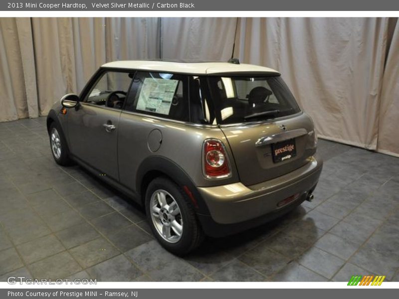 Velvet Silver Metallic / Carbon Black 2013 Mini Cooper Hardtop