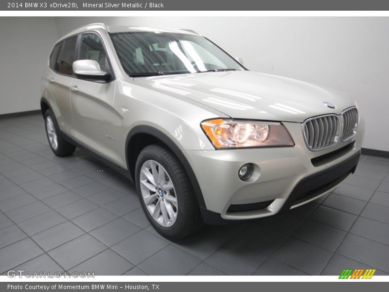 Front 3/4 View of 2014 X3 xDrive28i