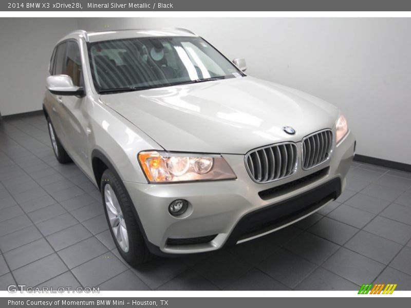 Front 3/4 View of 2014 X3 xDrive28i