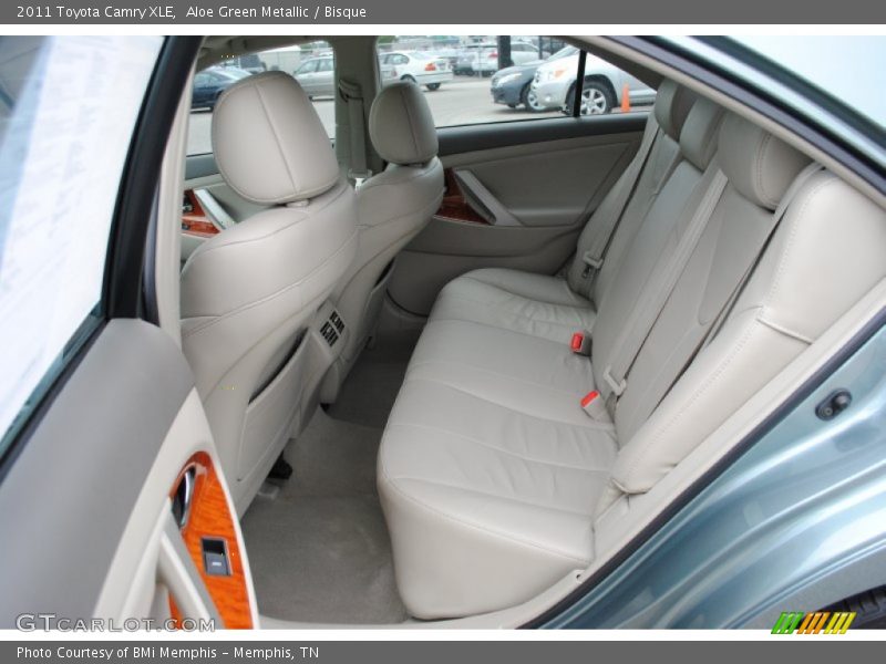 Aloe Green Metallic / Bisque 2011 Toyota Camry XLE