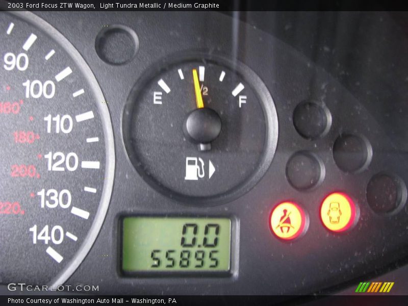 Light Tundra Metallic / Medium Graphite 2003 Ford Focus ZTW Wagon