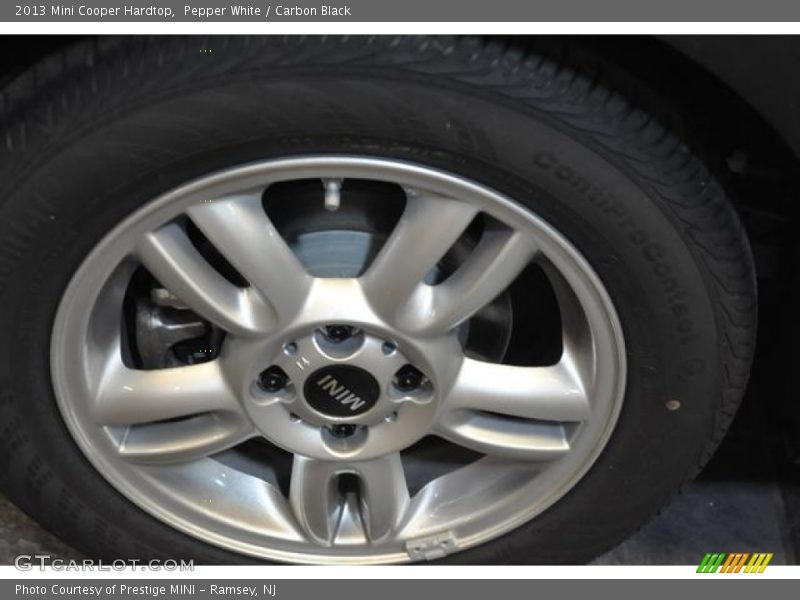 Pepper White / Carbon Black 2013 Mini Cooper Hardtop