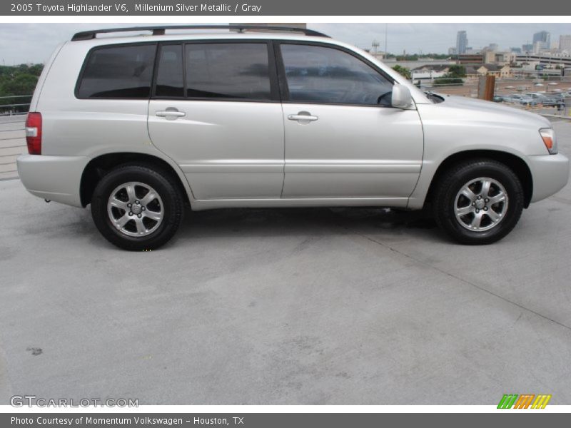 Millenium Silver Metallic / Gray 2005 Toyota Highlander V6
