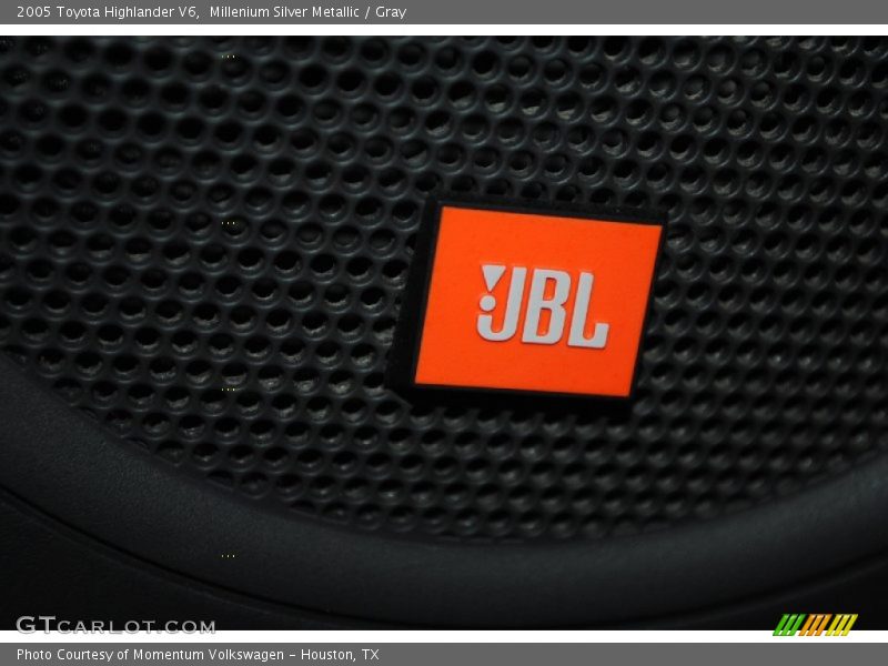 Millenium Silver Metallic / Gray 2005 Toyota Highlander V6
