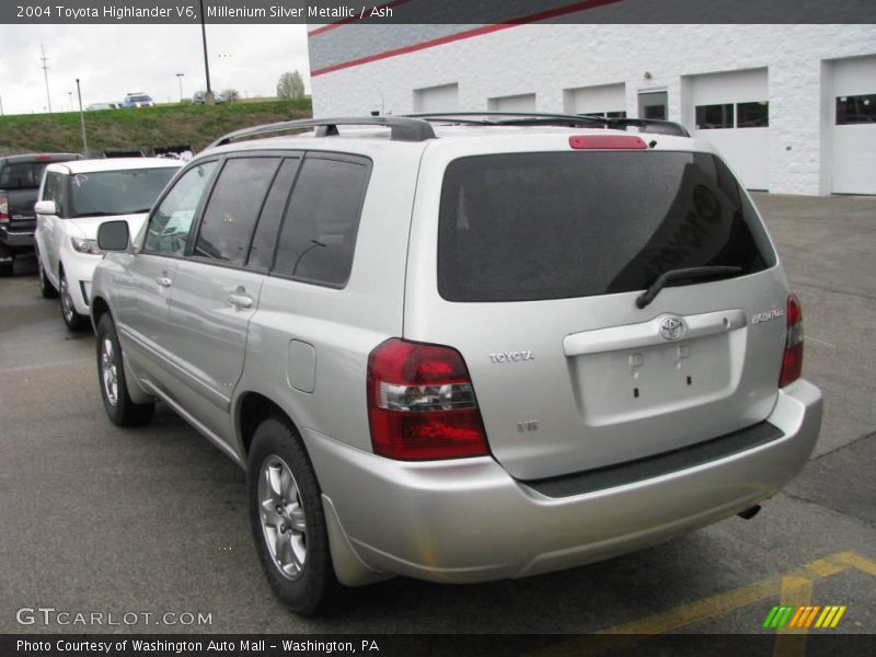 Millenium Silver Metallic / Ash 2004 Toyota Highlander V6