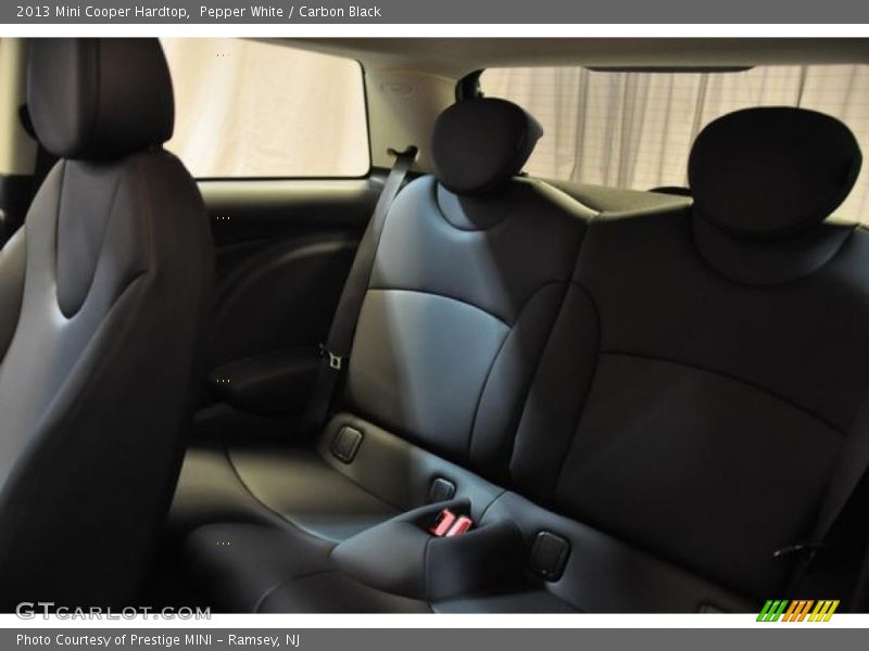 Pepper White / Carbon Black 2013 Mini Cooper Hardtop