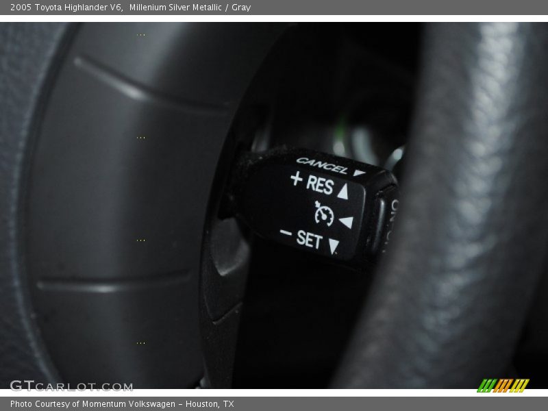 Millenium Silver Metallic / Gray 2005 Toyota Highlander V6