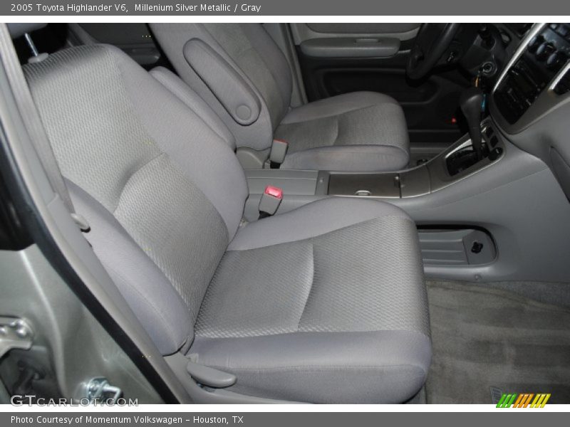 Millenium Silver Metallic / Gray 2005 Toyota Highlander V6