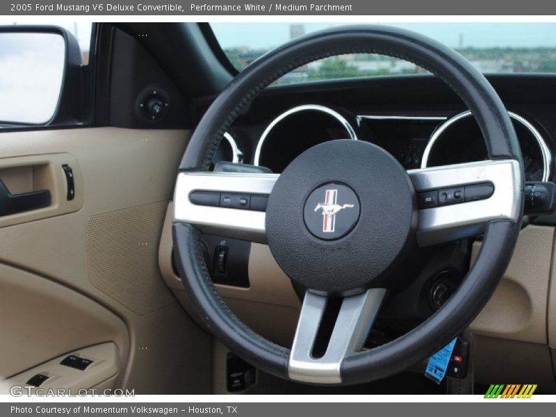 Performance White / Medium Parchment 2005 Ford Mustang V6 Deluxe Convertible