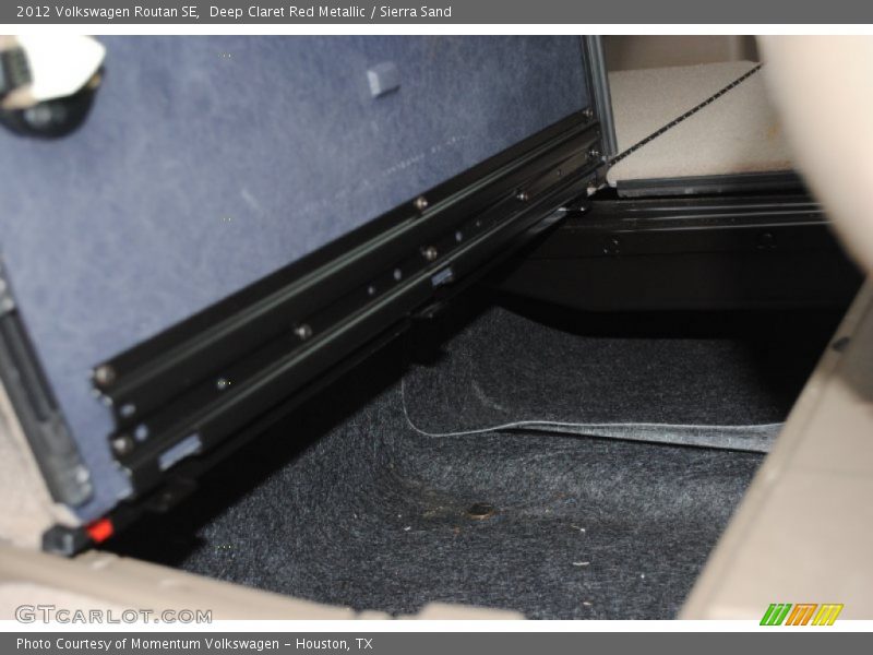 Deep Claret Red Metallic / Sierra Sand 2012 Volkswagen Routan SE