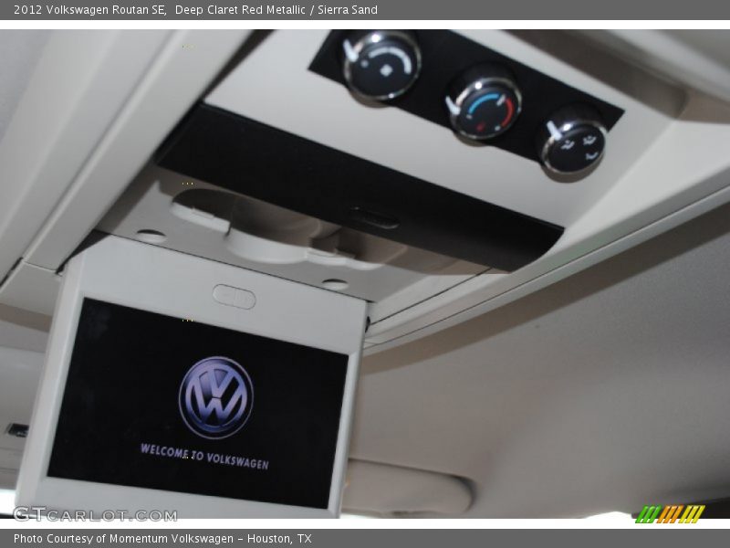 Deep Claret Red Metallic / Sierra Sand 2012 Volkswagen Routan SE