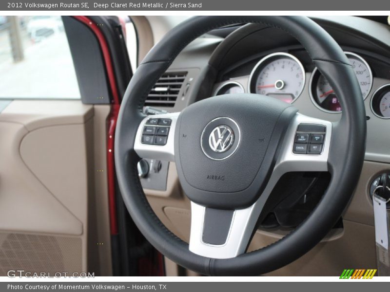 Deep Claret Red Metallic / Sierra Sand 2012 Volkswagen Routan SE