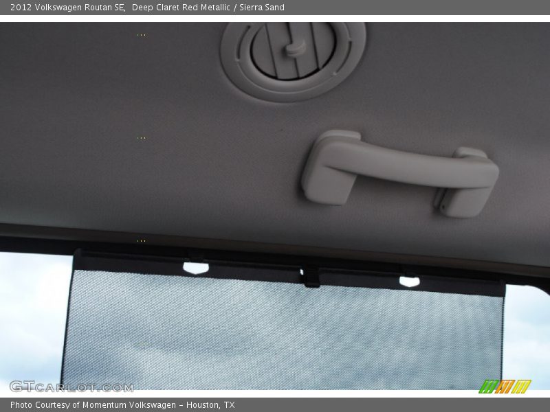 Deep Claret Red Metallic / Sierra Sand 2012 Volkswagen Routan SE