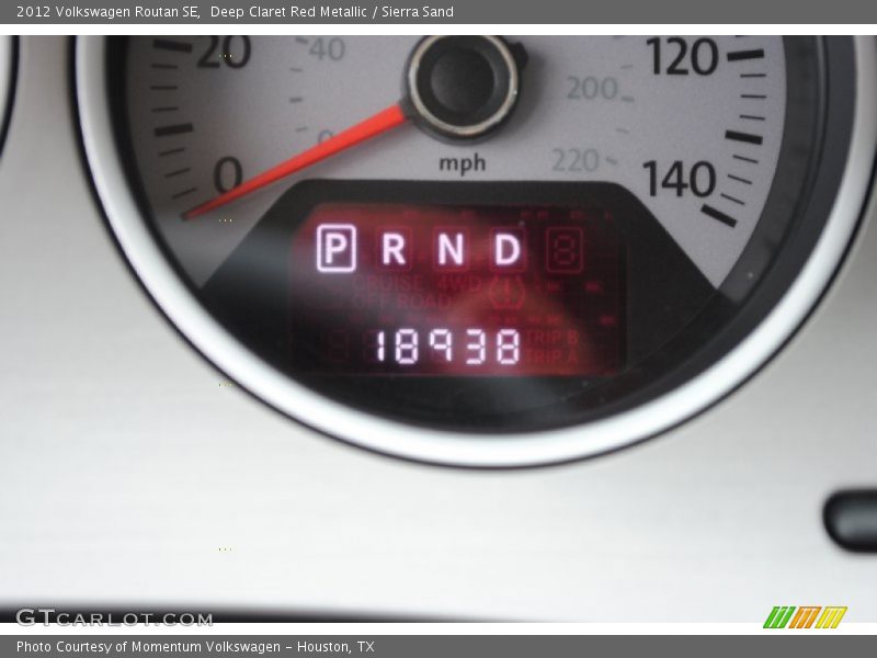 Deep Claret Red Metallic / Sierra Sand 2012 Volkswagen Routan SE
