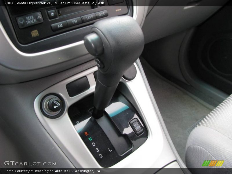 Millenium Silver Metallic / Ash 2004 Toyota Highlander V6