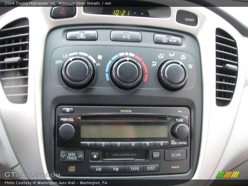 Millenium Silver Metallic / Ash 2004 Toyota Highlander V6