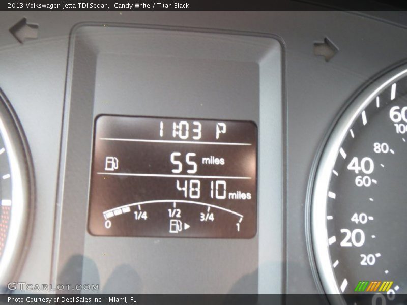 Candy White / Titan Black 2013 Volkswagen Jetta TDI Sedan