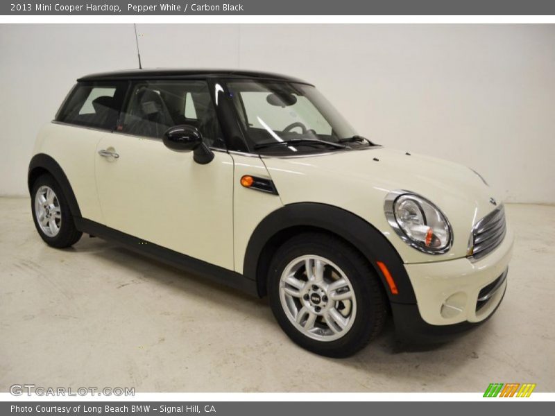 Pepper White / Carbon Black 2013 Mini Cooper Hardtop