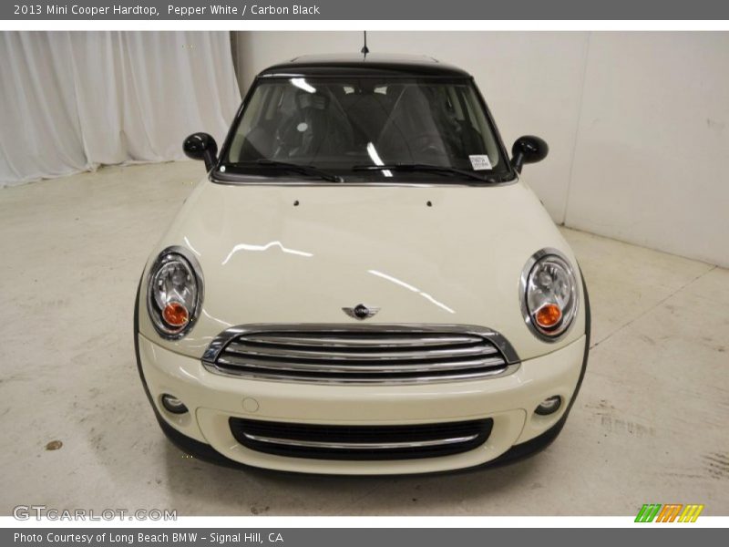 Pepper White / Carbon Black 2013 Mini Cooper Hardtop