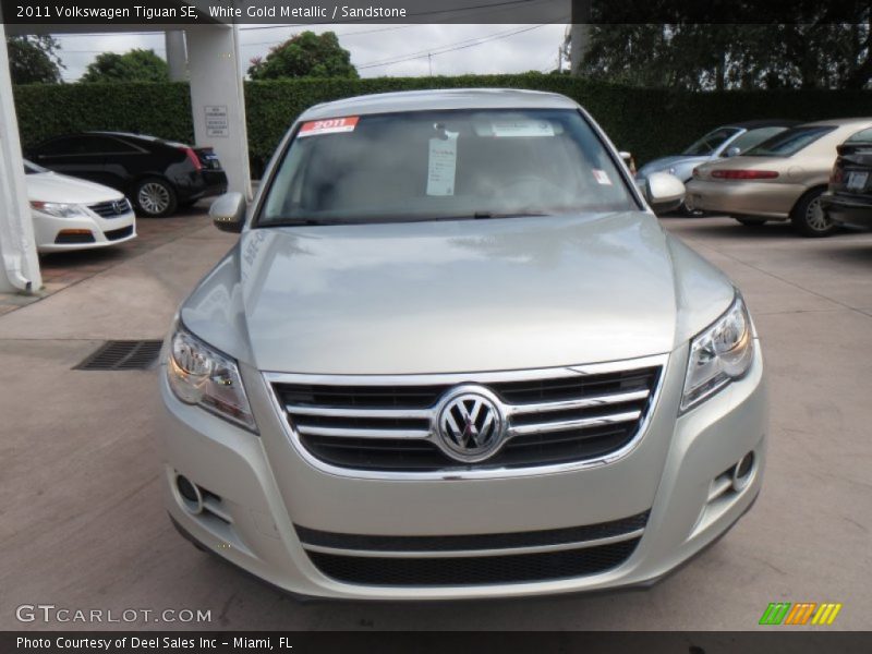 White Gold Metallic / Sandstone 2011 Volkswagen Tiguan SE