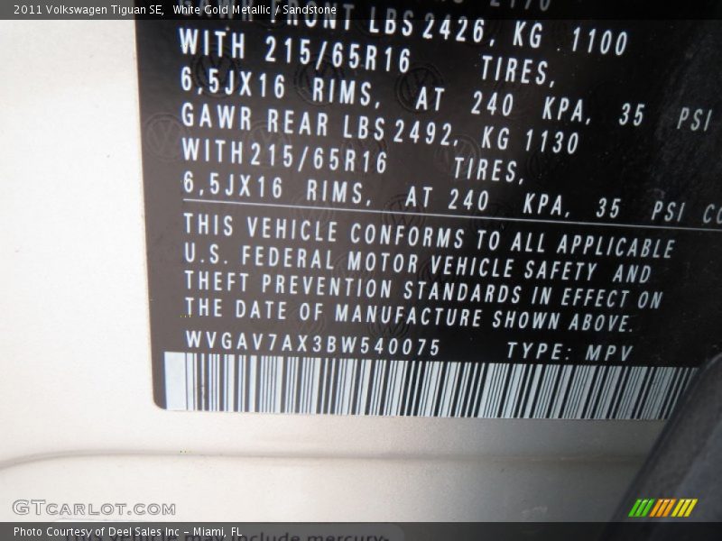 White Gold Metallic / Sandstone 2011 Volkswagen Tiguan SE