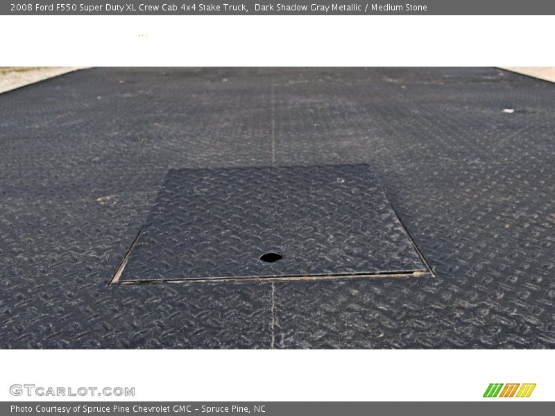 Dark Shadow Gray Metallic / Medium Stone 2008 Ford F550 Super Duty XL Crew Cab 4x4 Stake Truck