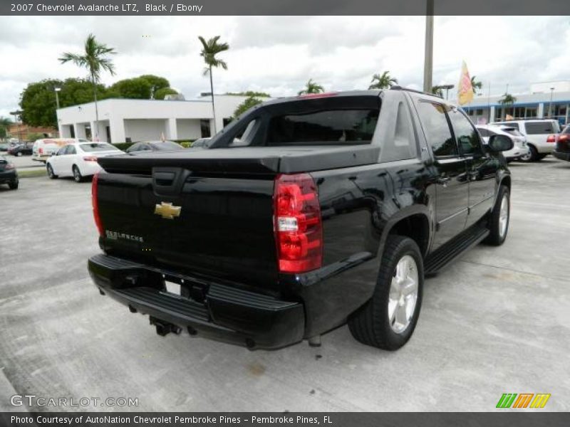 Black / Ebony 2007 Chevrolet Avalanche LTZ