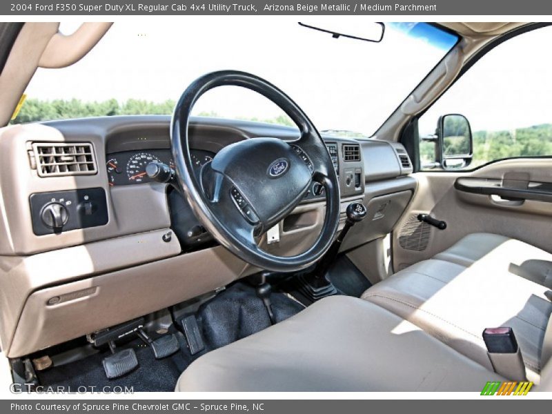 Front Seat of 2004 F350 Super Duty XL Regular Cab 4x4 Utility Truck