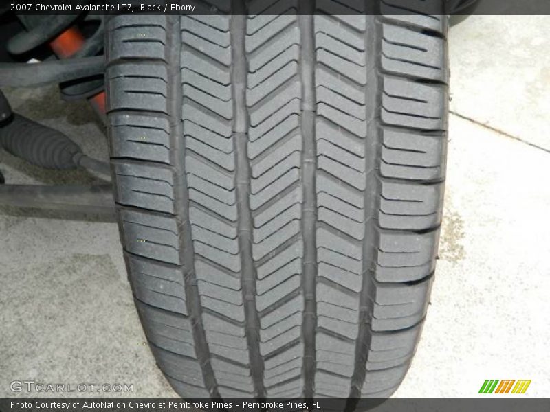Black / Ebony 2007 Chevrolet Avalanche LTZ
