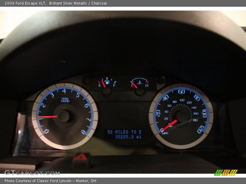 Brilliant Silver Metallic / Charcoal 2009 Ford Escape XLT