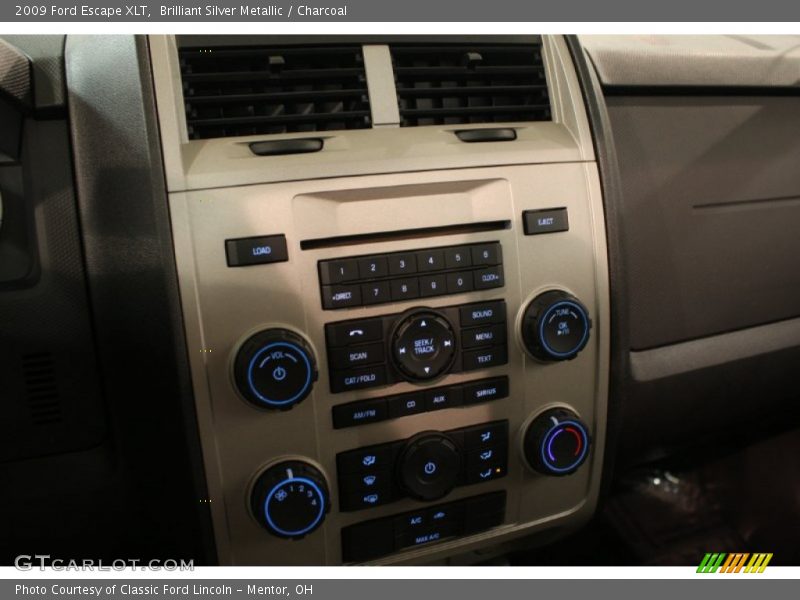 Brilliant Silver Metallic / Charcoal 2009 Ford Escape XLT